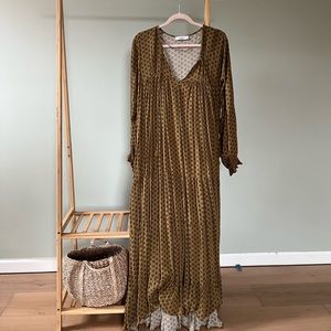 Carly Jean Los Angeles Maxi Dress